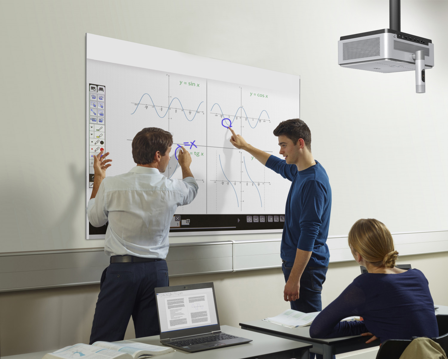 Hotus Touchable Interactive Windows system Projector-Smart Education Hardware Solution(图2)