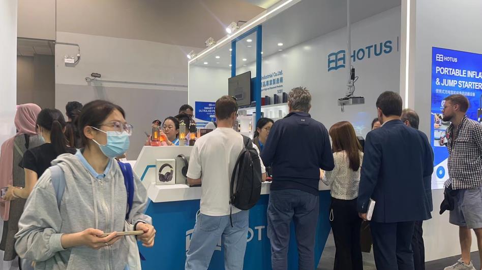 HOTUS Technologys 2024 Spring Hong Kong Global Resource Consumer Electronics Exhibition Successfully Ends Autumn Meeting(图3)