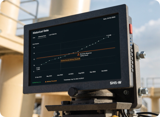 The ST13‑J command display provides operators with a clear view of structural conditions, mapping nominal anchors in green and flagging maintenance priorities Floating Solar Point Absorbers Are Drifting Out of Spec – Your Mooring Fatigue Log Needs a Marine‑Grade Windows Tablet(图3)