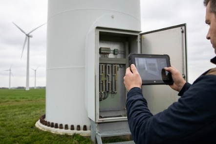 RT80-wind_turbine_maintenance_record-tower-base-check RT80-wind_turbine_maintenance_record-tower-base-check